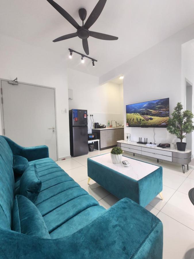 Three-Bedroom Suite,1497169819:JPEG